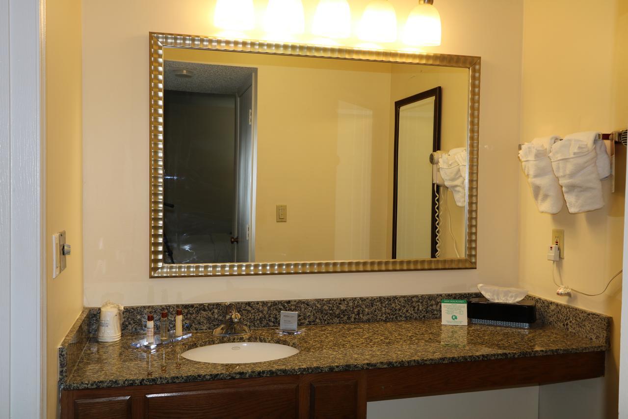Fairbridge Inn & Suites - Akron Copley Township - West Kültér fotó