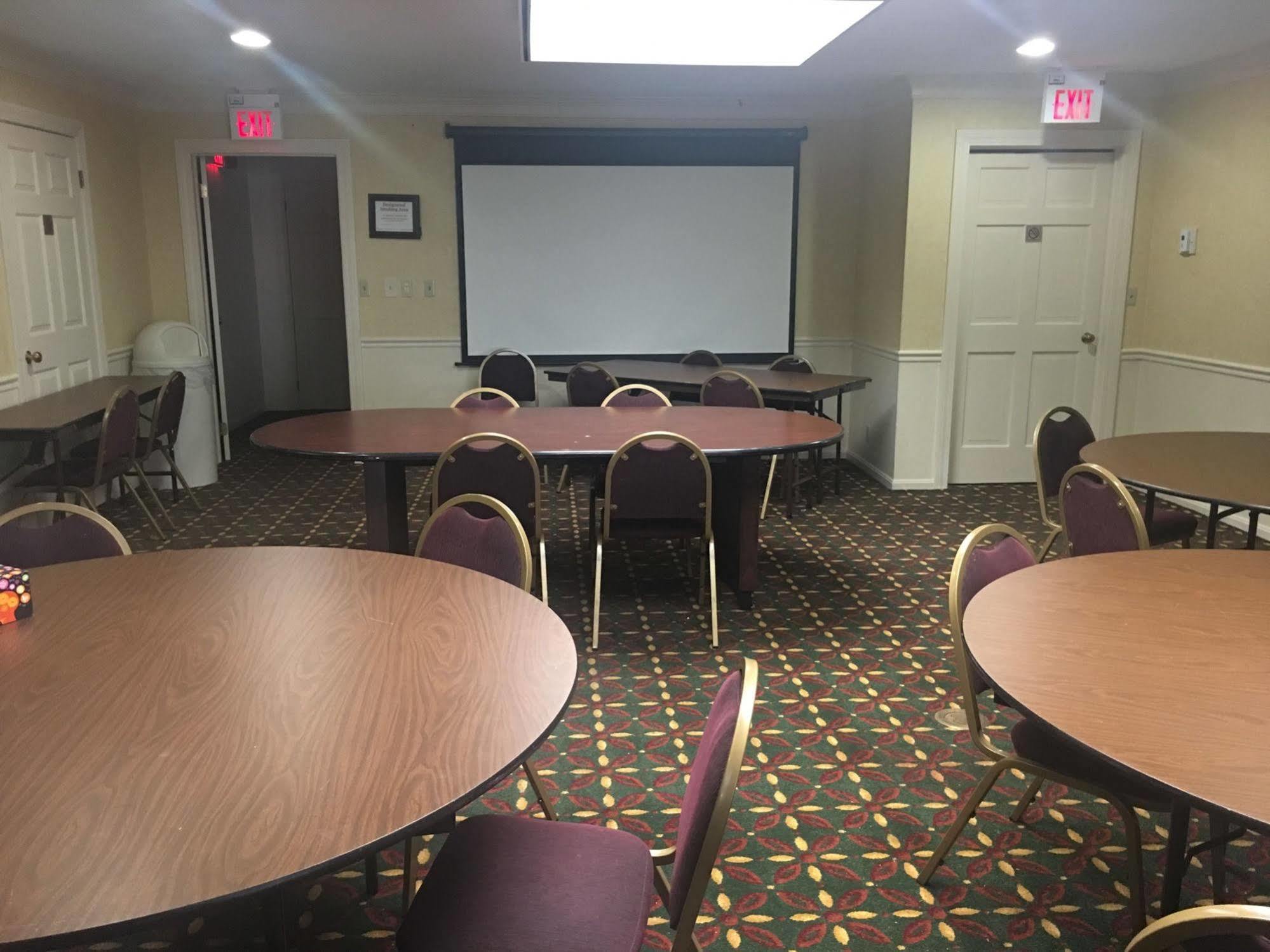 Fairbridge Inn & Suites - Akron Copley Township - West Kültér fotó