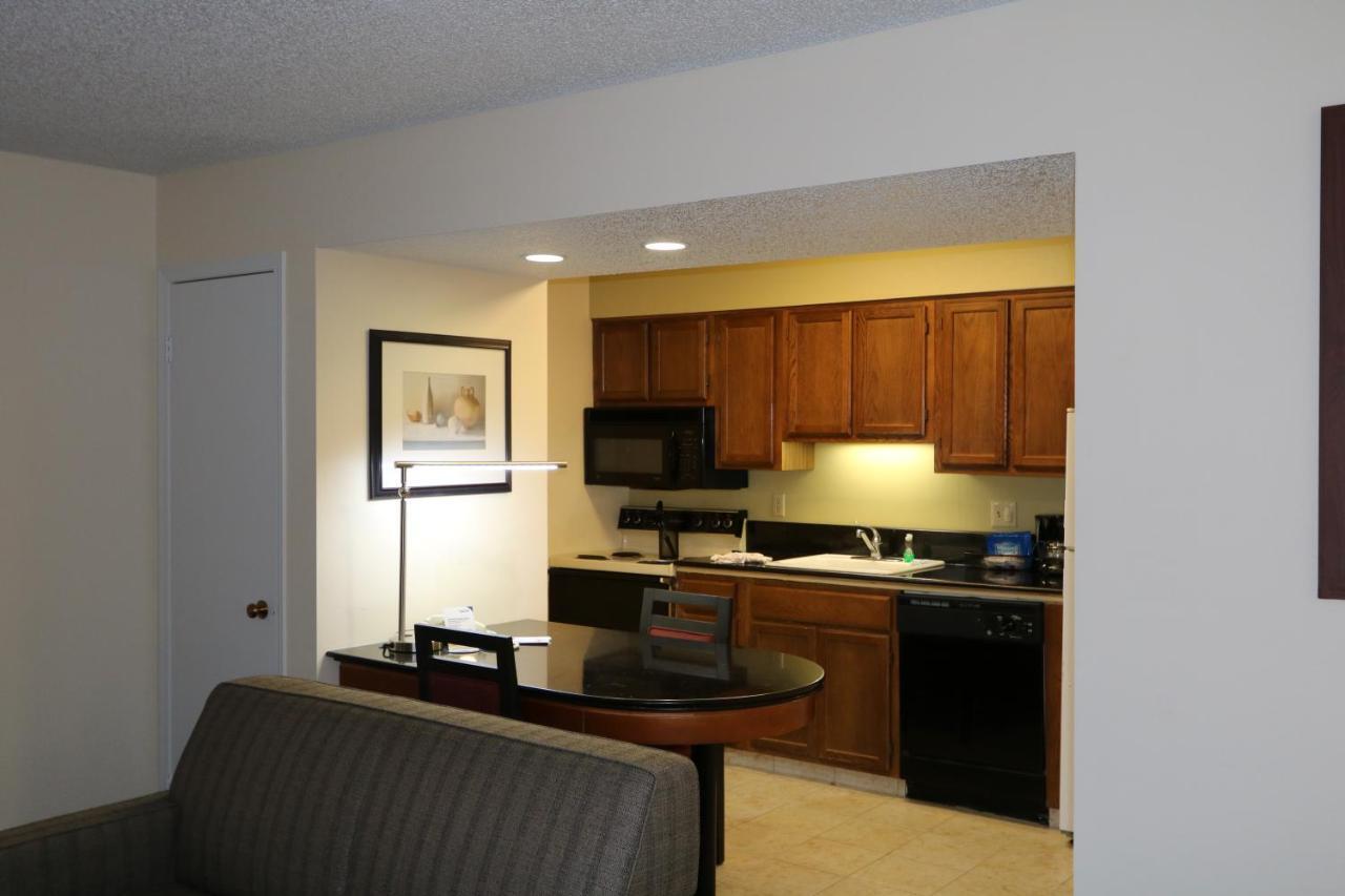 Fairbridge Inn & Suites - Akron Copley Township - West Szoba fotó