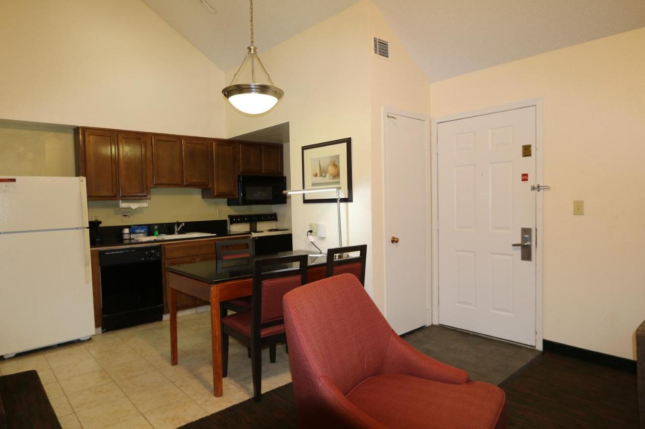 Fairbridge Inn & Suites - Akron Copley Township - West Szoba fotó